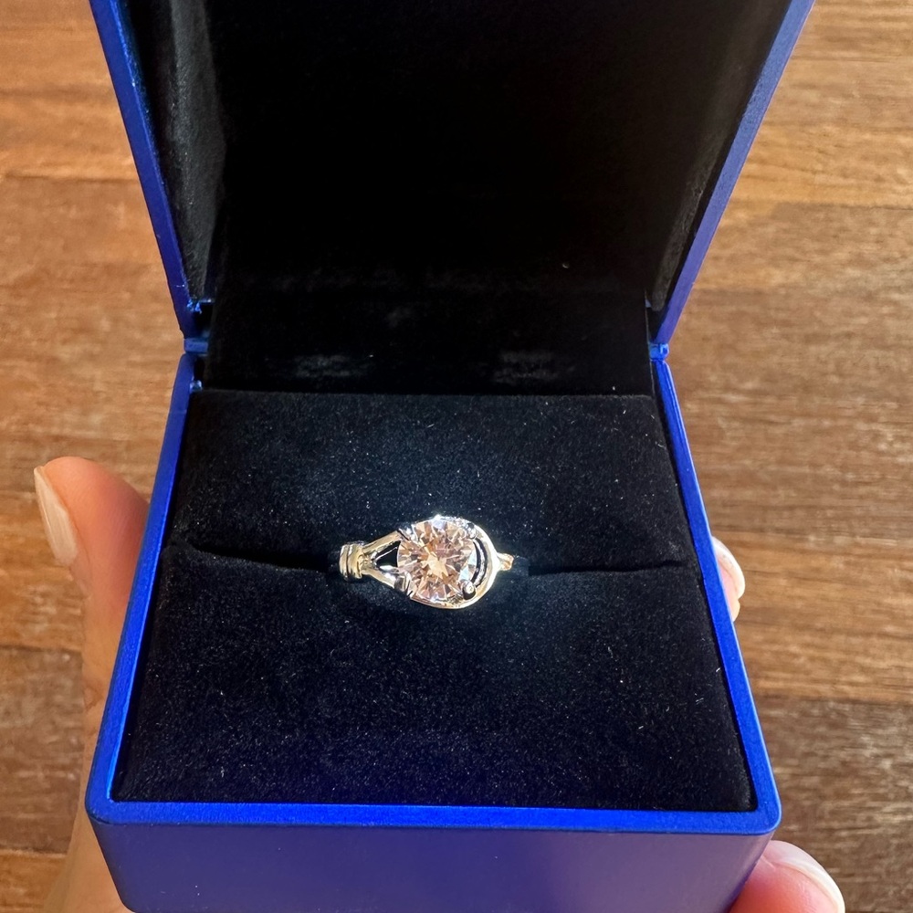 925 Sterling Silver Zirconia Solitaire Ring 6.5 Four Prong CZ Diamond Style NEW